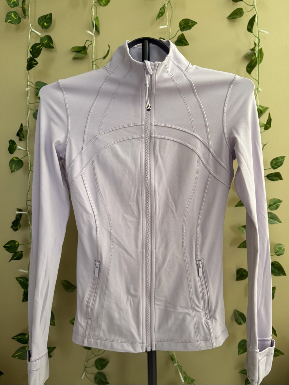 Lululemon Define Jacket Size 4 Lavender Lilac Purple Full Zip EUC